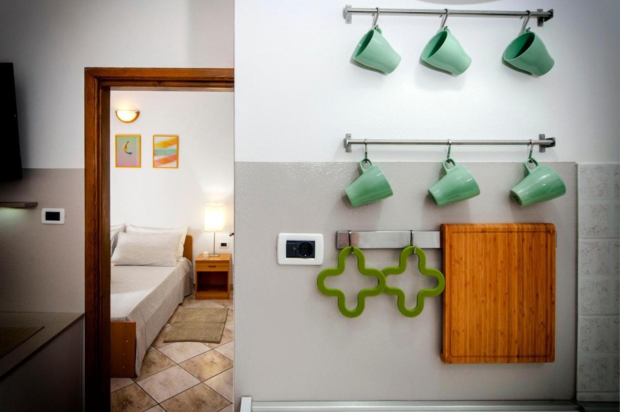 Apartments Milan โรวีน ภายนอก รูปภาพ
